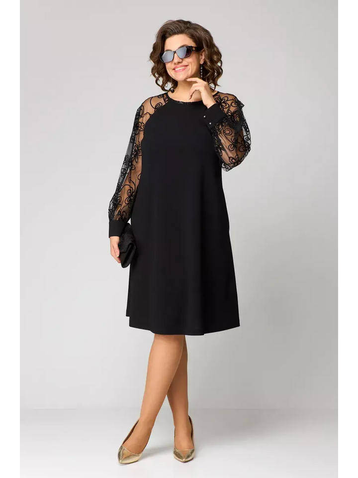Vestido Negro Elegante con Mangas de Encaje