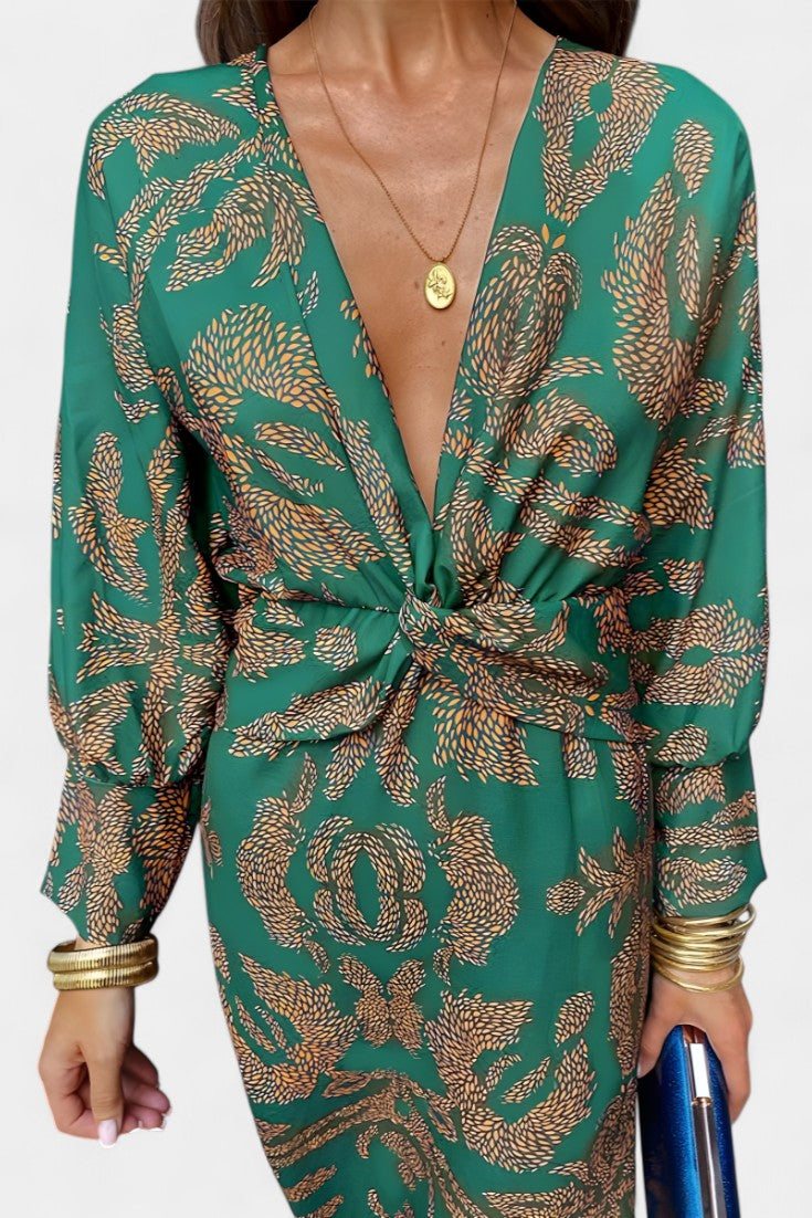 Elara – Vestido suave con escote en V que realza tu figura