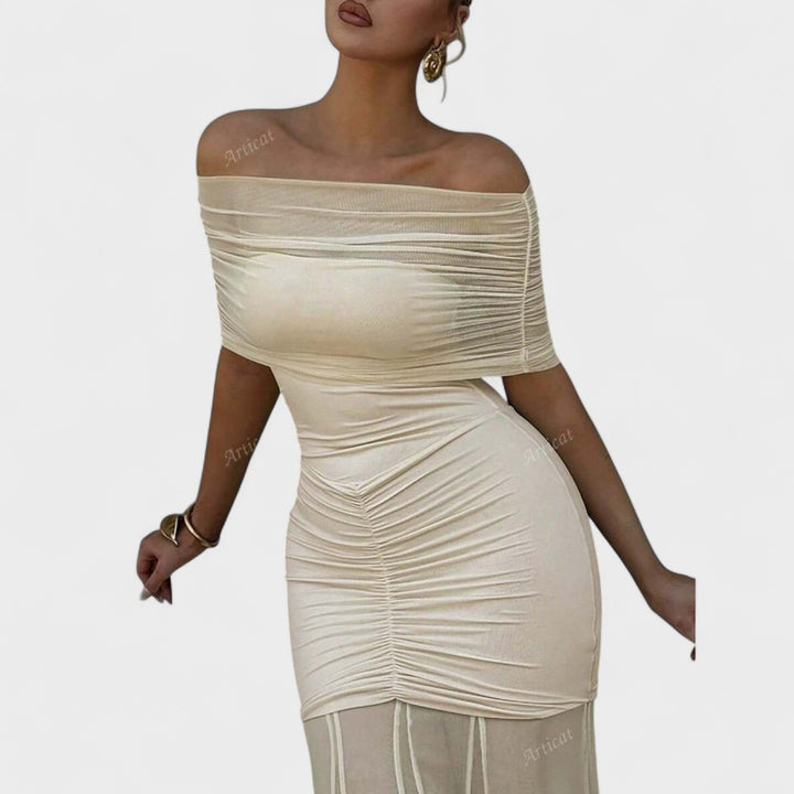 Vittoria – Vestido Largo de Malla con Hombros Descubiertos que realza tu sensualidad elegante