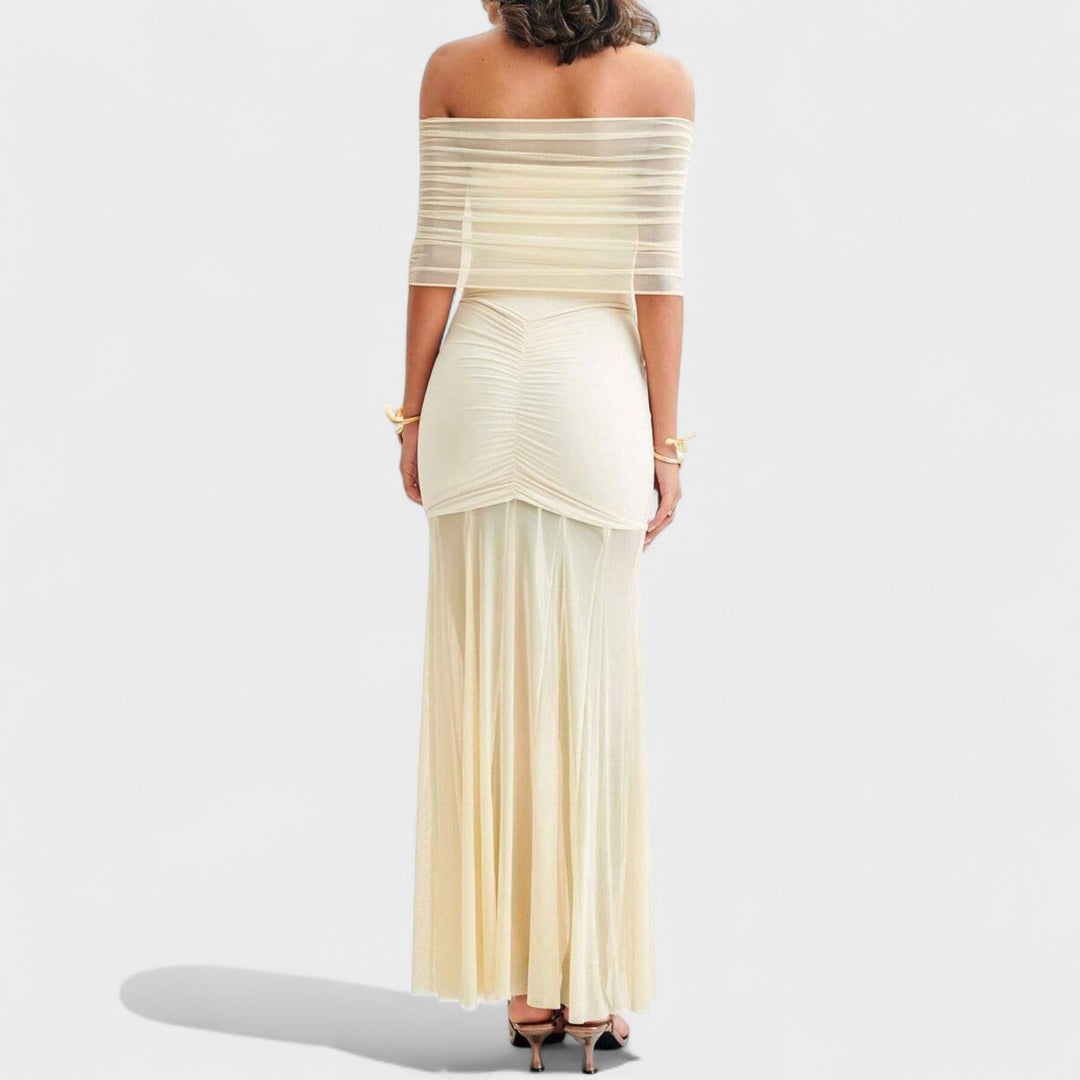 Vittoria – Vestido Largo de Malla con Hombros Descubiertos que realza tu sensualidad elegante