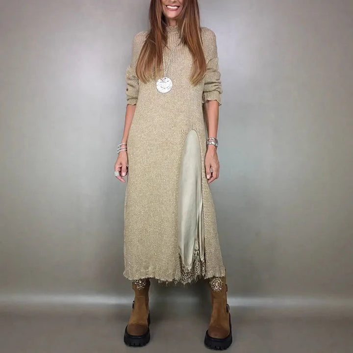 Conjunto con Encantador Vestido de Satén y Jersey Largo de Punto Artesanal