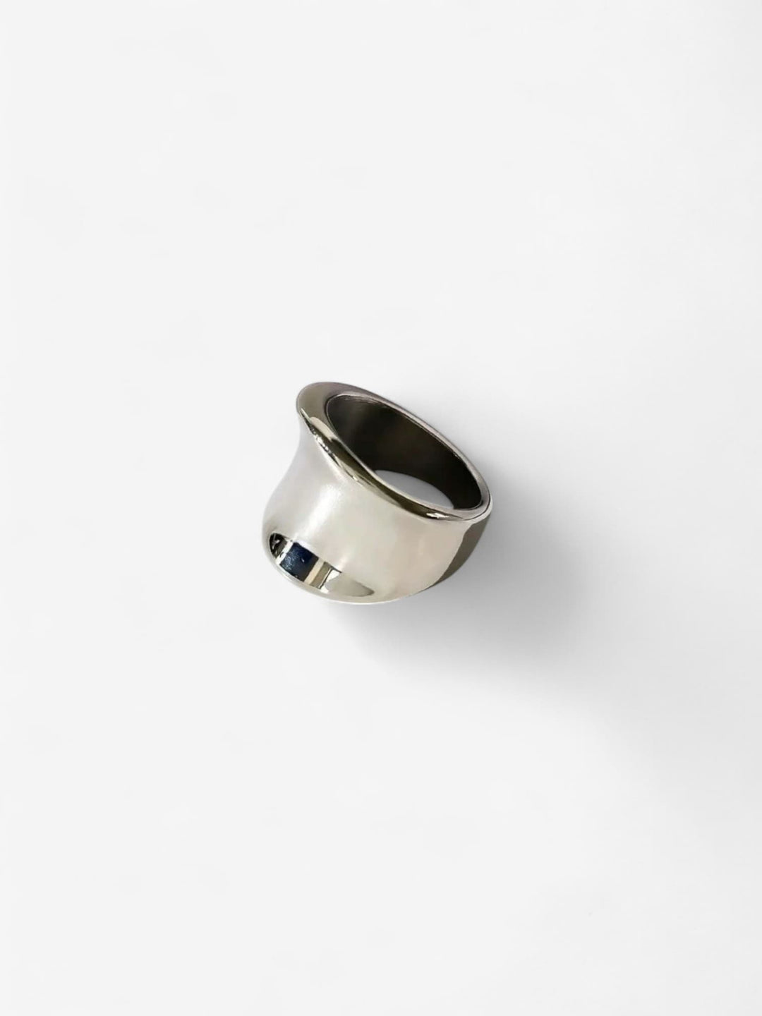 AURORA FLOW | ANILLO ESCULTÓRICO DE LÍNEAS ORGÁNICAS
