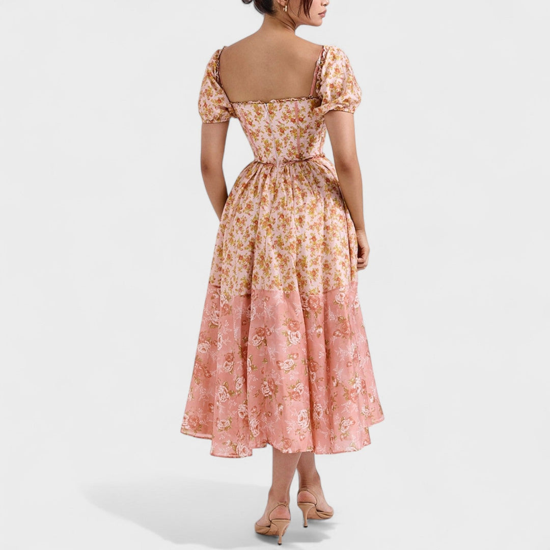 Valentina – Vestido Floral Coral que realza tu romanticismo