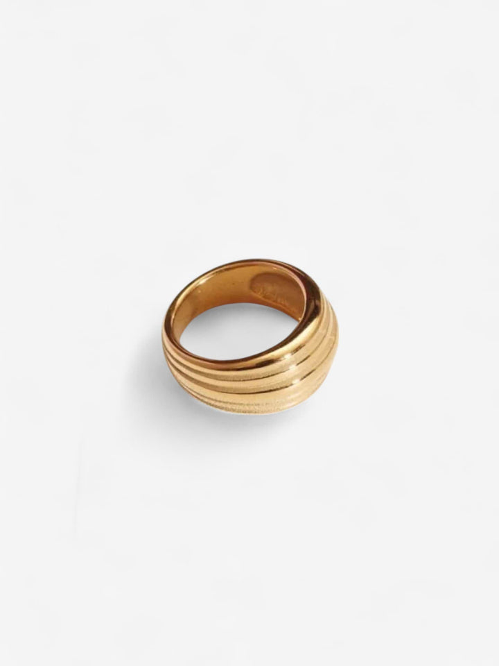 FREJA WAVE | ANILLO ESCULTÓRICO DE LIBERTAD Y FLUIDEZ