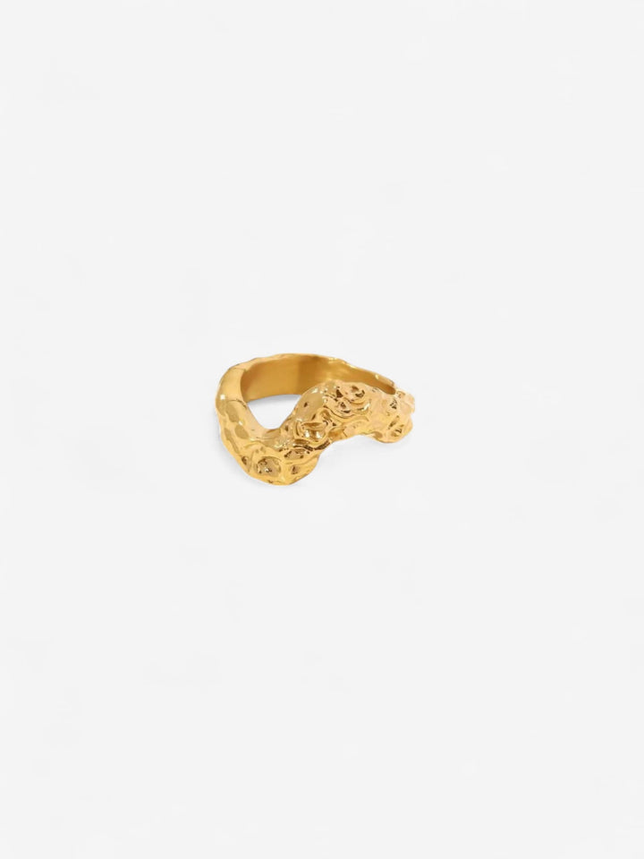 TERRA SCULPT | ANILLO ORGÁNICO CON FUERZA INTERIOR