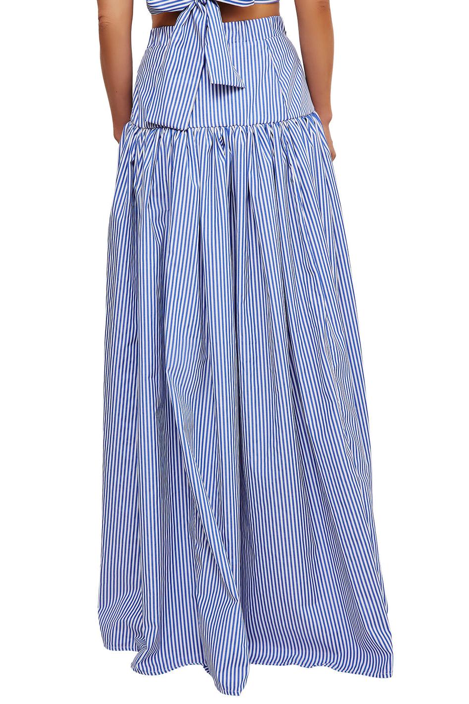 Ippolita – Conjunto de camisa y falda que irradia sofisticación