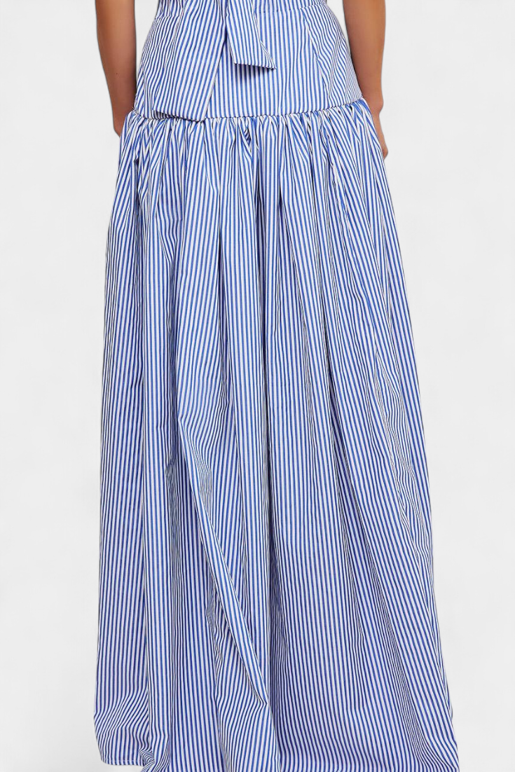 Ippolita – Conjunto de camisa y falda que irradia sofisticación