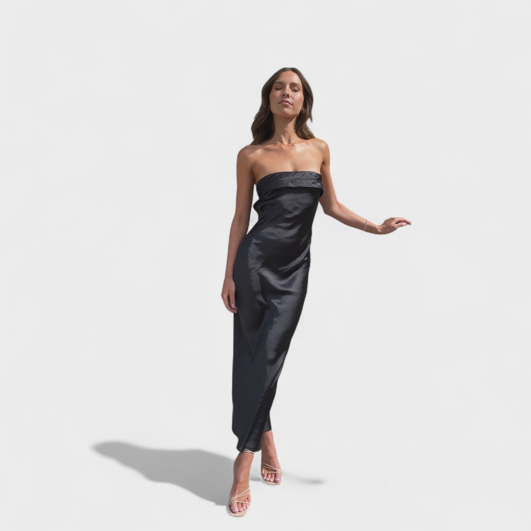 Carmen – Vestido de satén sin mangas que realza tu elegancia