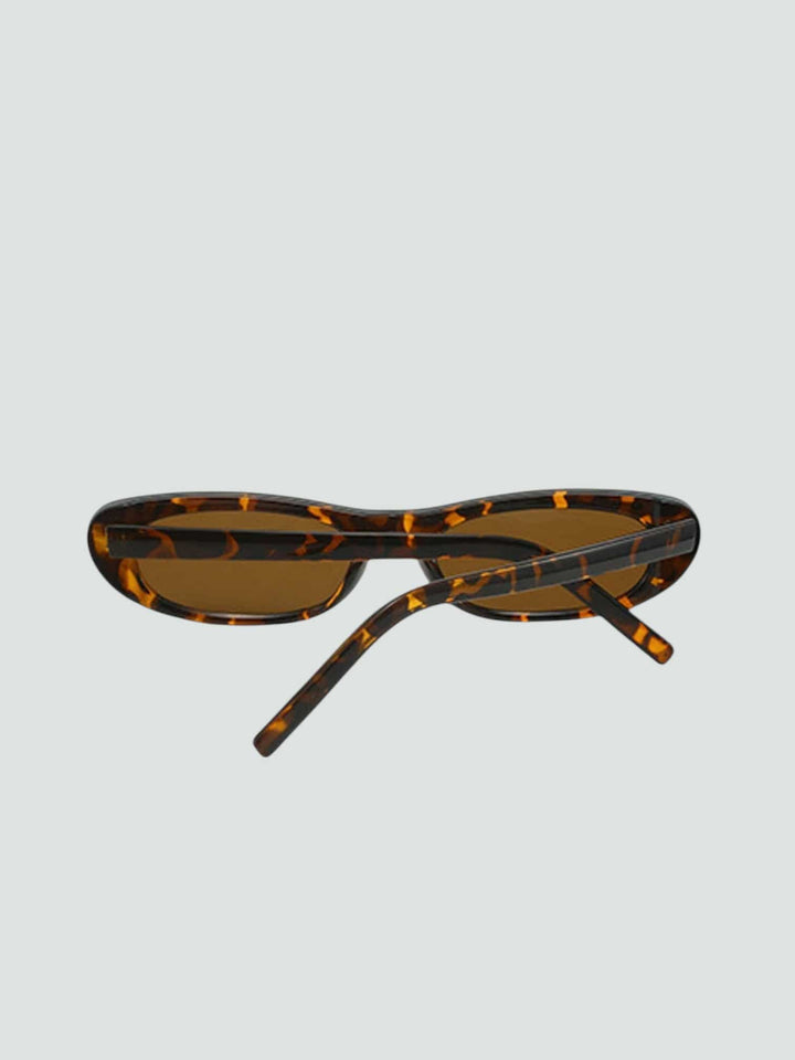 ROMINA | GAFAS DE SOL ESTILO RETRO ALARGADO