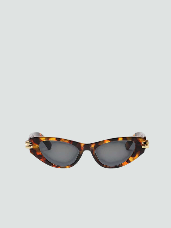 LUNA | GAFAS DE SOL CON DETALLE DORADO