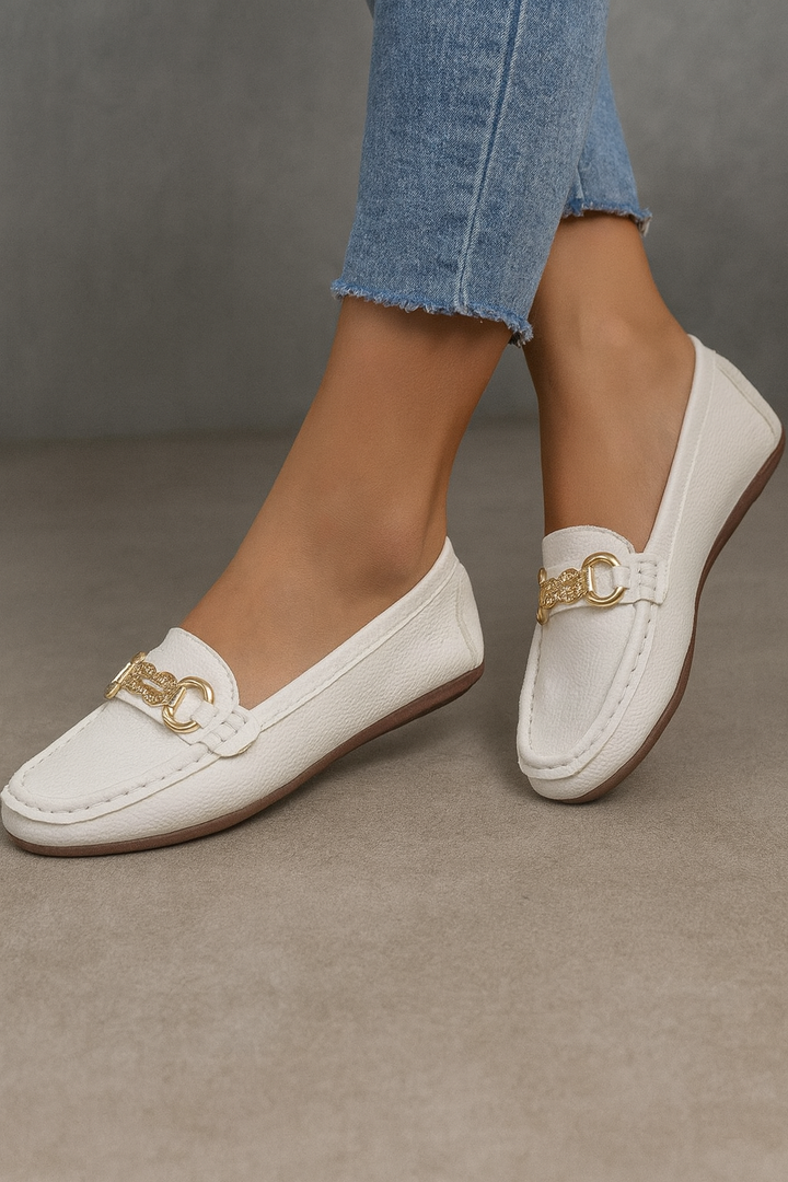 ALDARA | LOAFERS DE PIEL CON ELEGANCIA ATEMPORAL