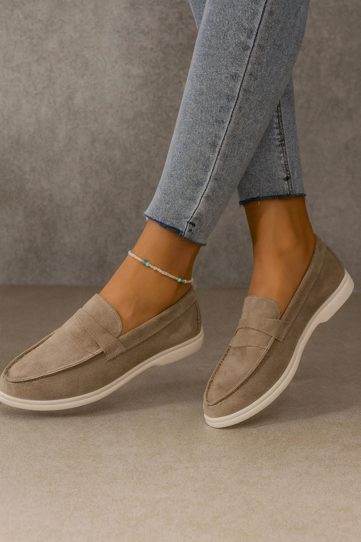 ANEMONA | MOCASINES DE ANTE HECHOS A MANO CON ELEGANCIA NATURAL