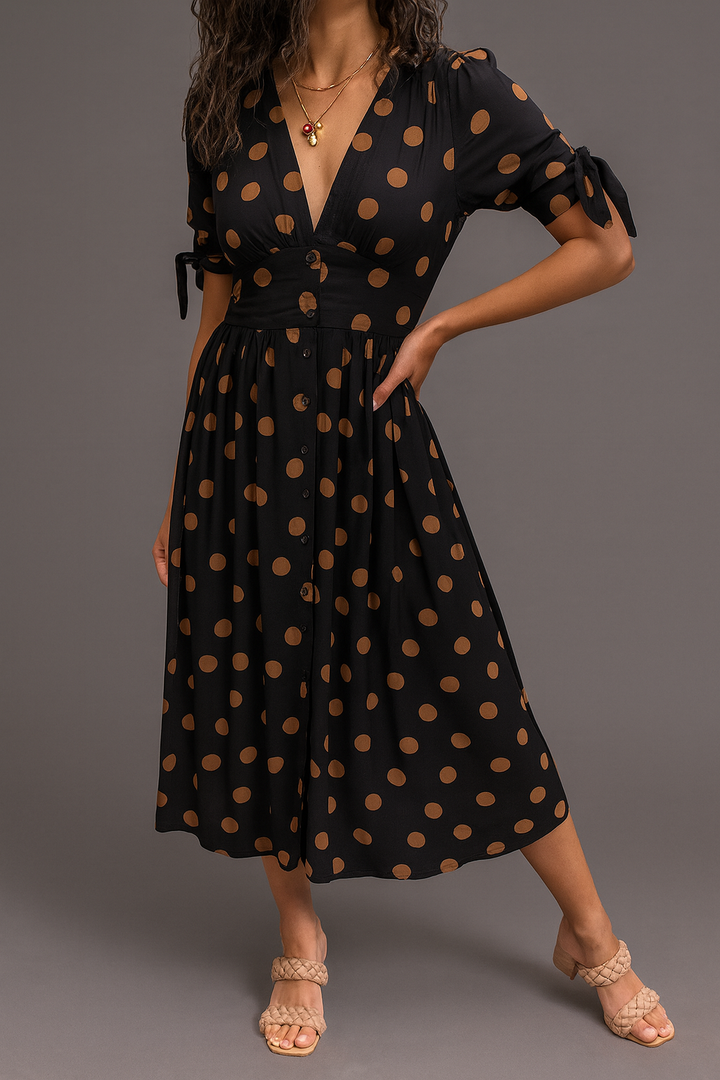 ALMUDENA | VESTIDO DE LUNARES CON ENCANTO ATEMPORAL