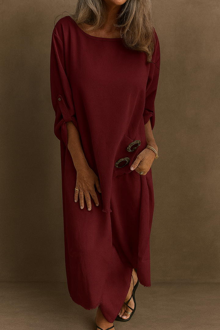 MAVI | CONJUNTO ELEGANTE DE DOS PIEZAS CON CORTE FLUIDO