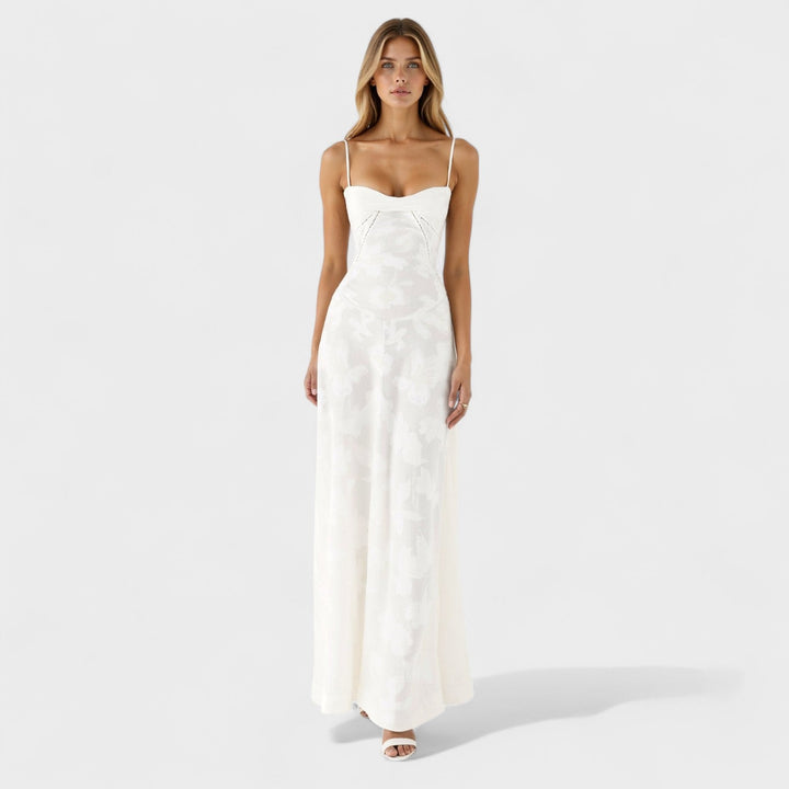 Verona – Vestido Largo de Encaje Floral que realza tu elegancia