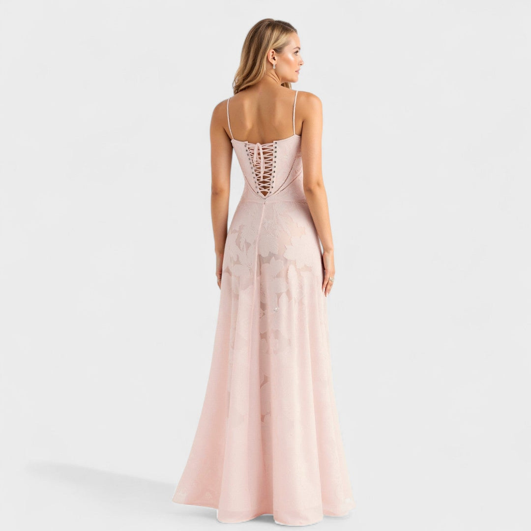 Verona – Vestido Largo de Encaje Floral que realza tu elegancia