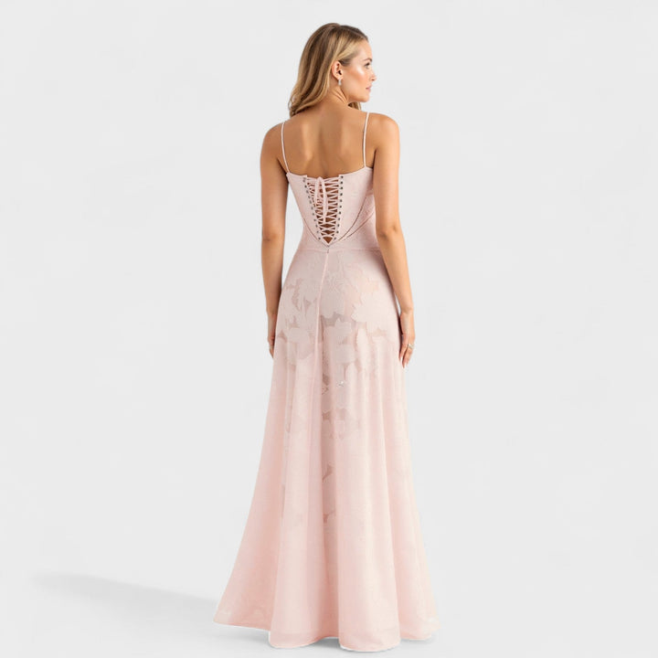 Verona – Vestido Largo de Encaje Floral que realza tu elegancia