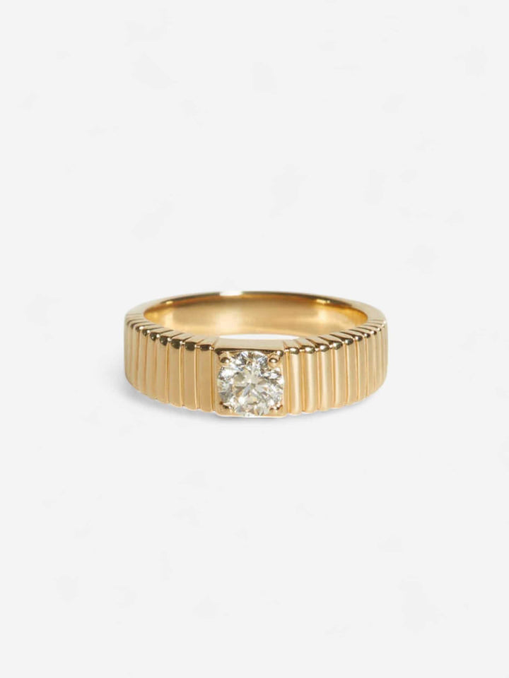 VEGA STATEMENT | ANILLO CON FUERZA, ESTILO Y CARÁCTER