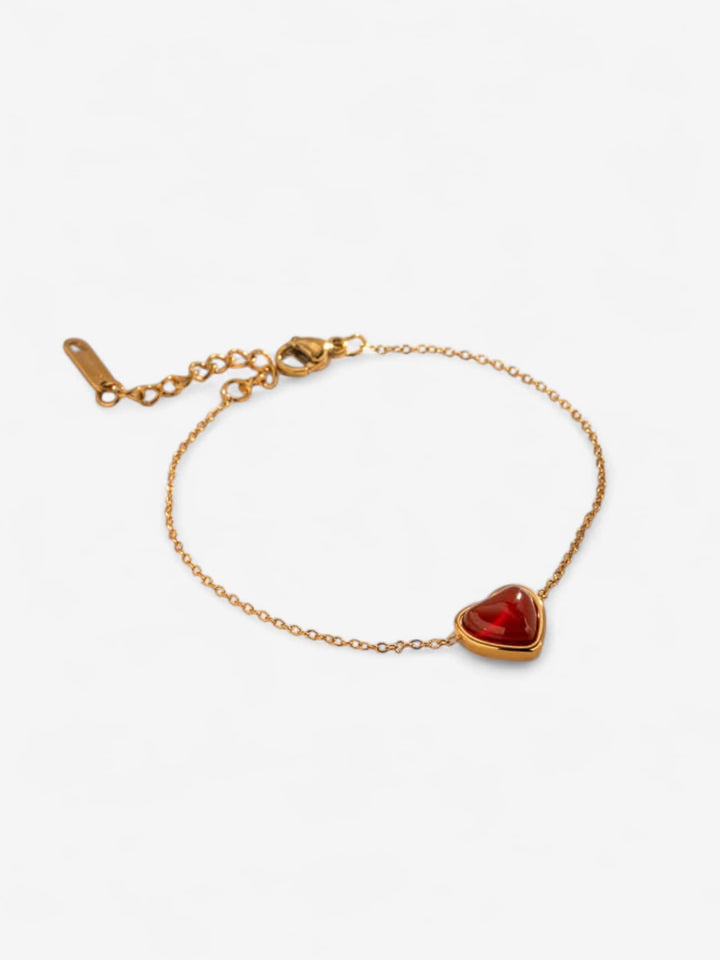 SCARLET HEART | PULSERA CON CORAZÓN ESMALTADO Y CADENA DORADA