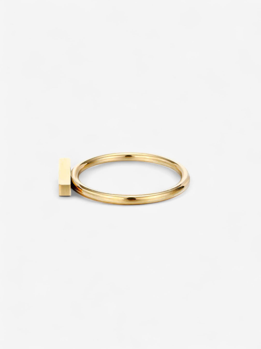 ELLE | ANILLO MINIMALISTA EN ORO PULIDO