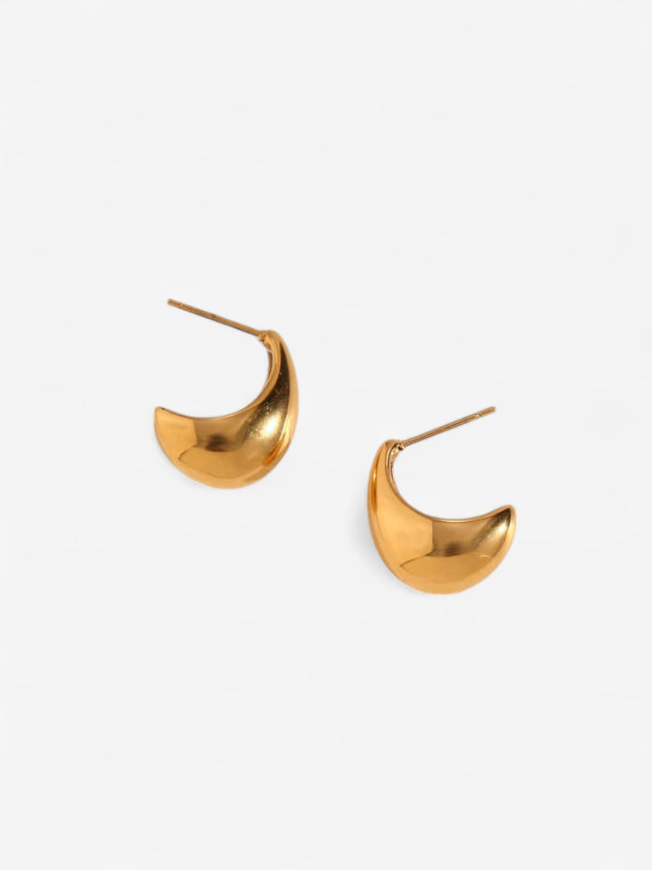 GOLDEN TEARDROP | AROS ESCULPIDOS EN FORMA DE LÁGRIMA