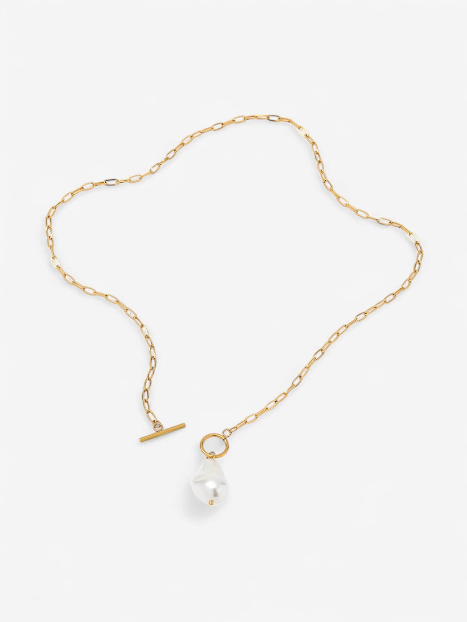 Amara Pearl Necklace
