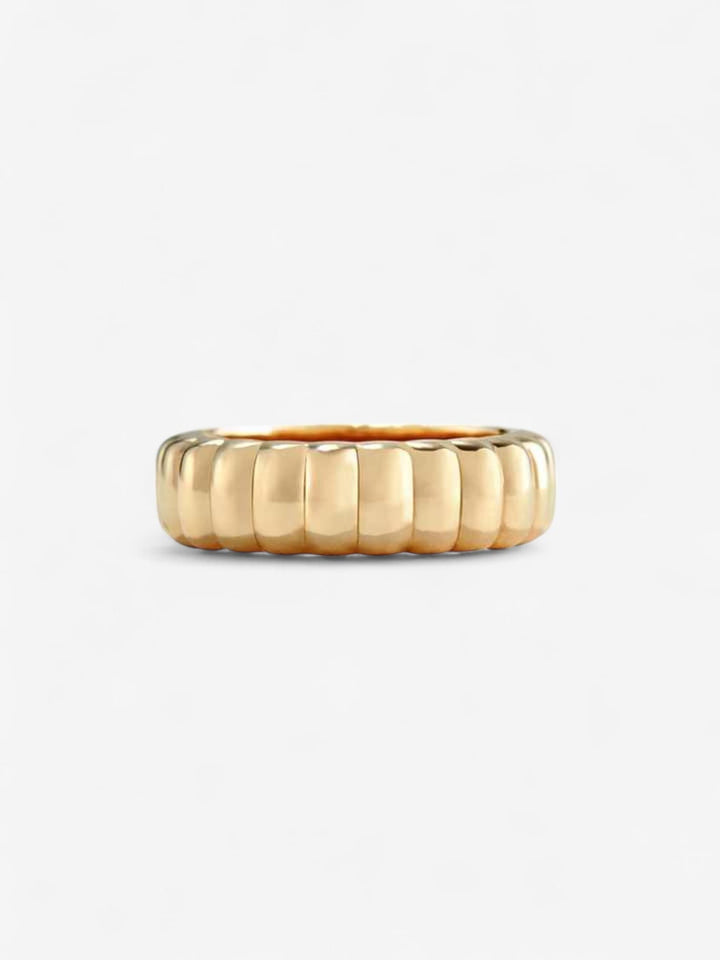 VERA | ANILLO ESCULTÓRICO Y AUDAZ