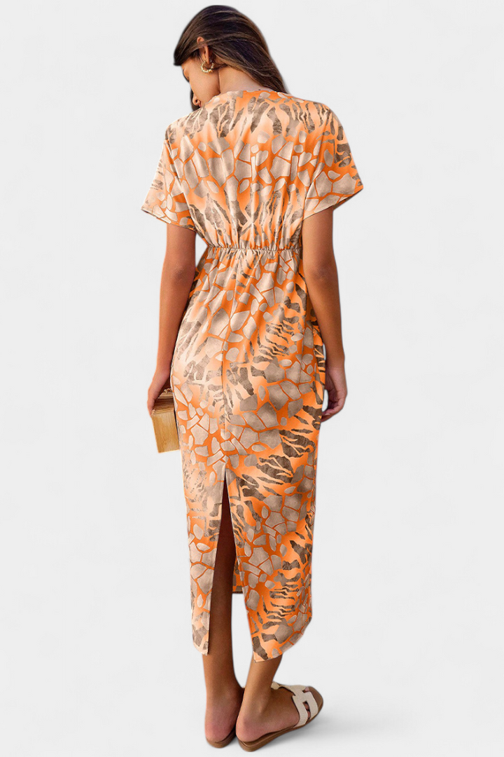 Triana – Vestido con Estampado Abstracto que Realza tu Estilo Moderno