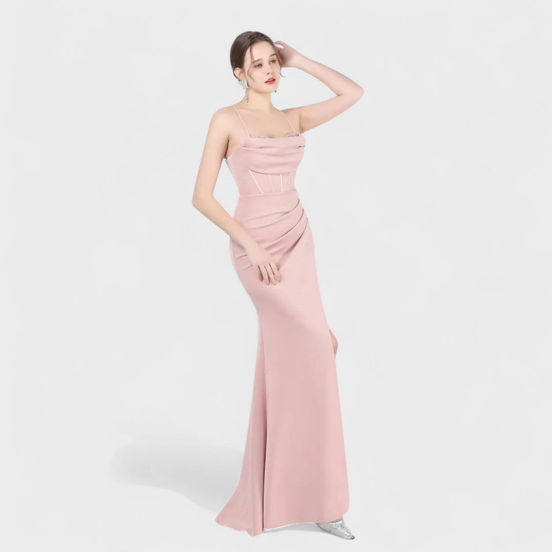 Gala Alta Elegancia – Vestido Largo Satinado que Realza Tu Sophisticación