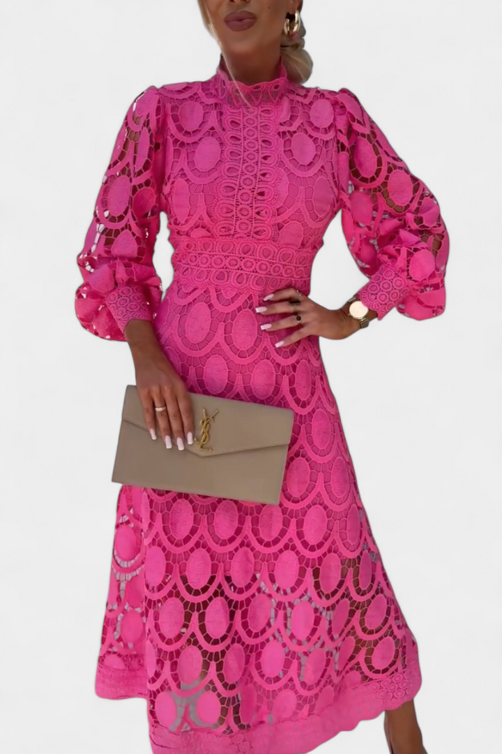 Lucinda – Vestido Midi de Encaje que Evoca Feminidad Elegante