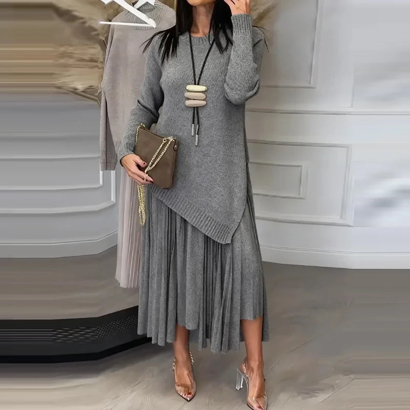 Conjunto con Encantadora Falda de Tul fino con caída elegante y Jersey Largo de Punto