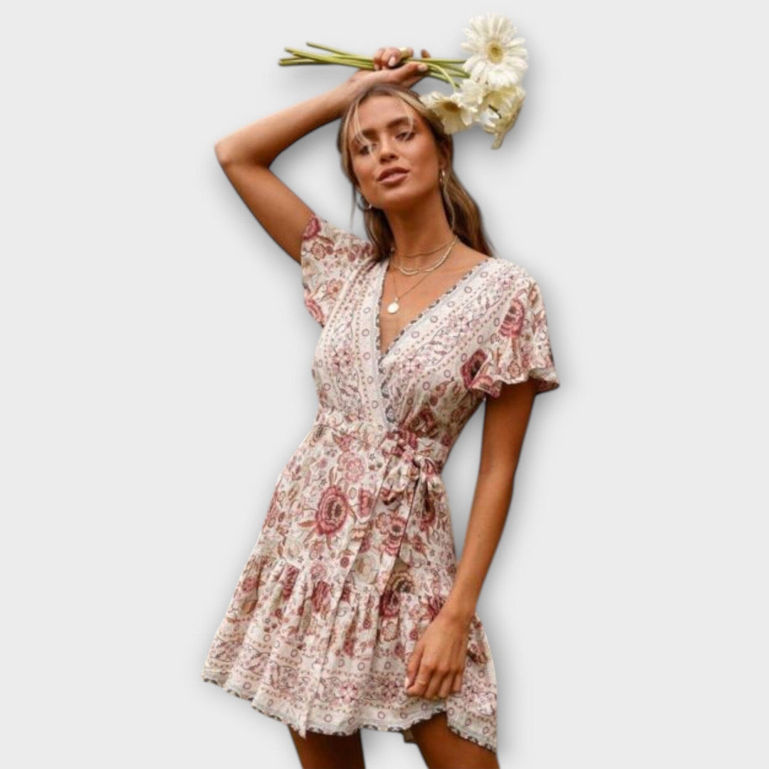 Amina – Vestido corto boho que irradia elegancia y frescura