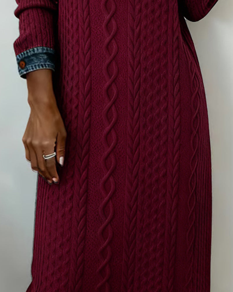 Vestido de Punto Trenzado con Detalles de Denim – Elegancia Casual y Comodidad para Todo el Día