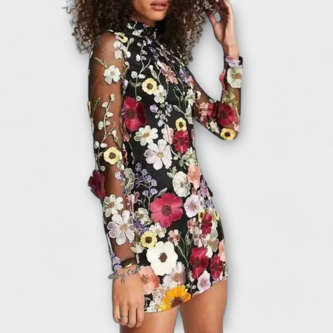 Dolores – Vestido con estampado de flores 3D que realza tu frescura