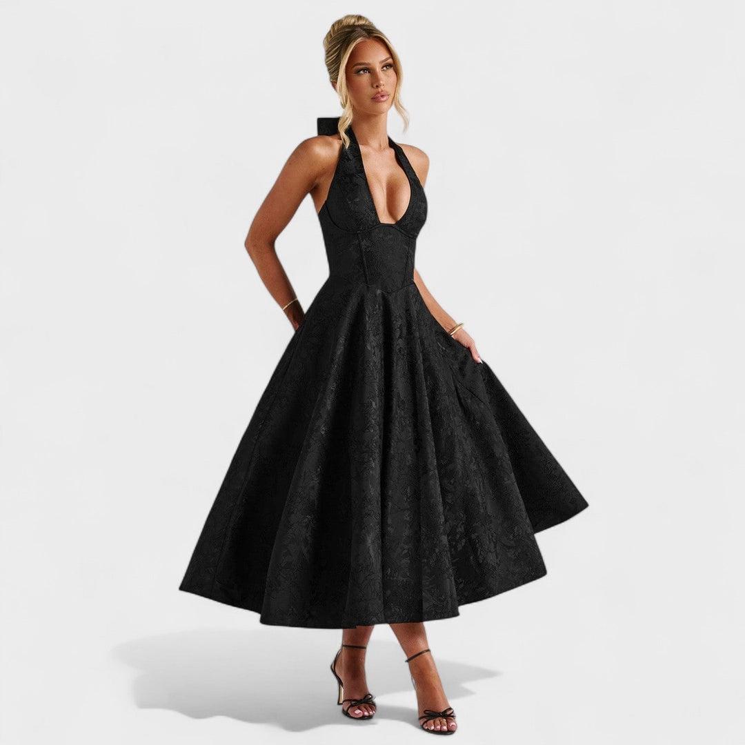 Effie – Vestido Midi Texturizado con Escote Halter que resalta tu feminidad