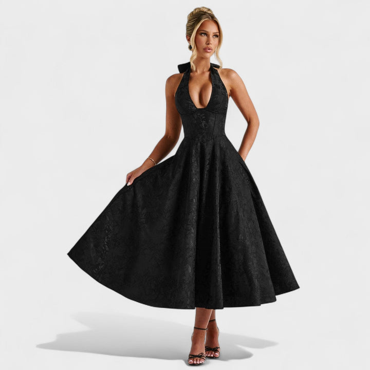 Effie – Vestido Midi Texturizado con Escote Halter que resalta tu feminidad