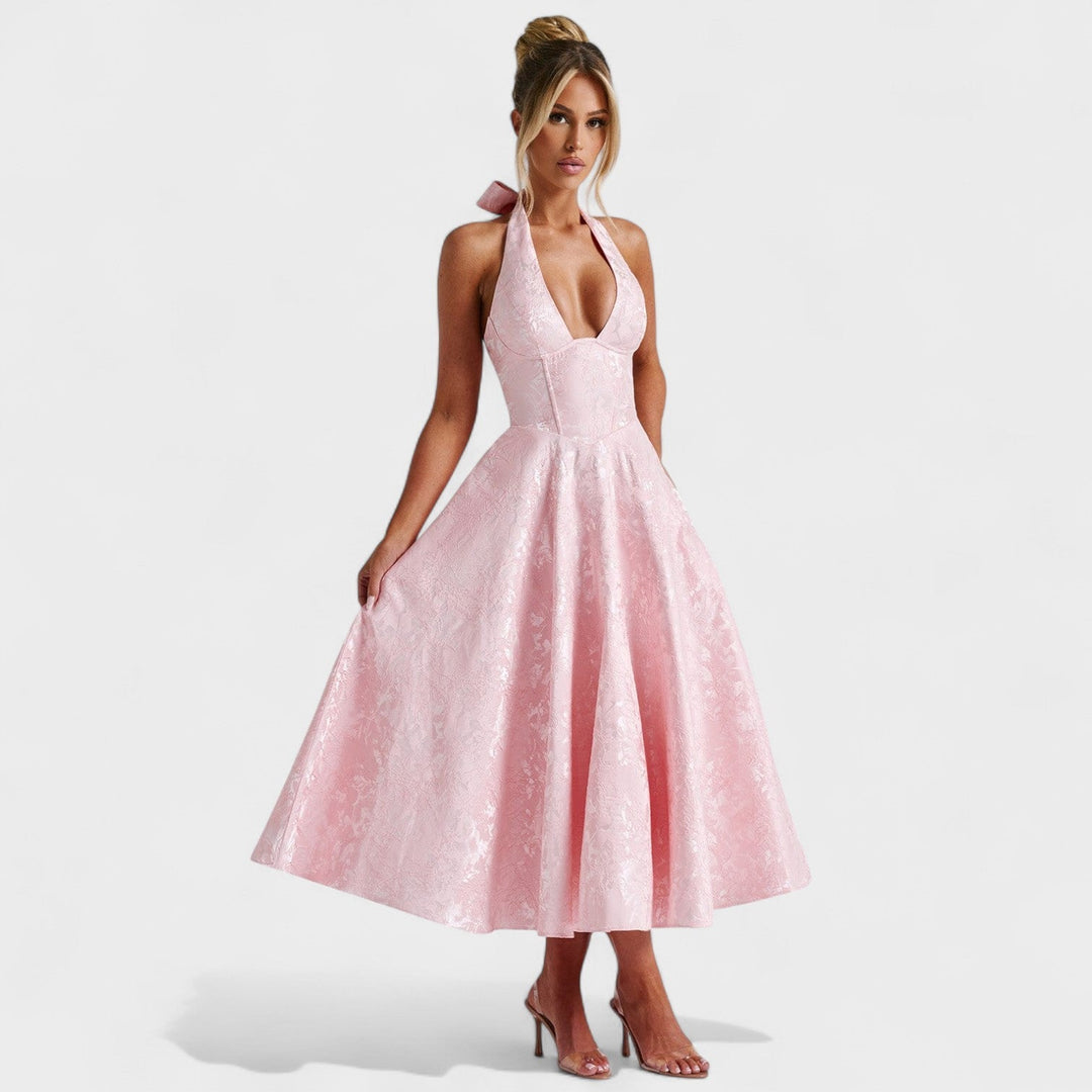 Effie – Vestido Midi Texturizado con Escote Halter que resalta tu feminidad