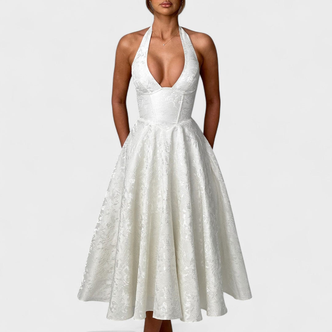 Effie – Vestido Midi Texturizado con Escote Halter que resalta tu feminidad