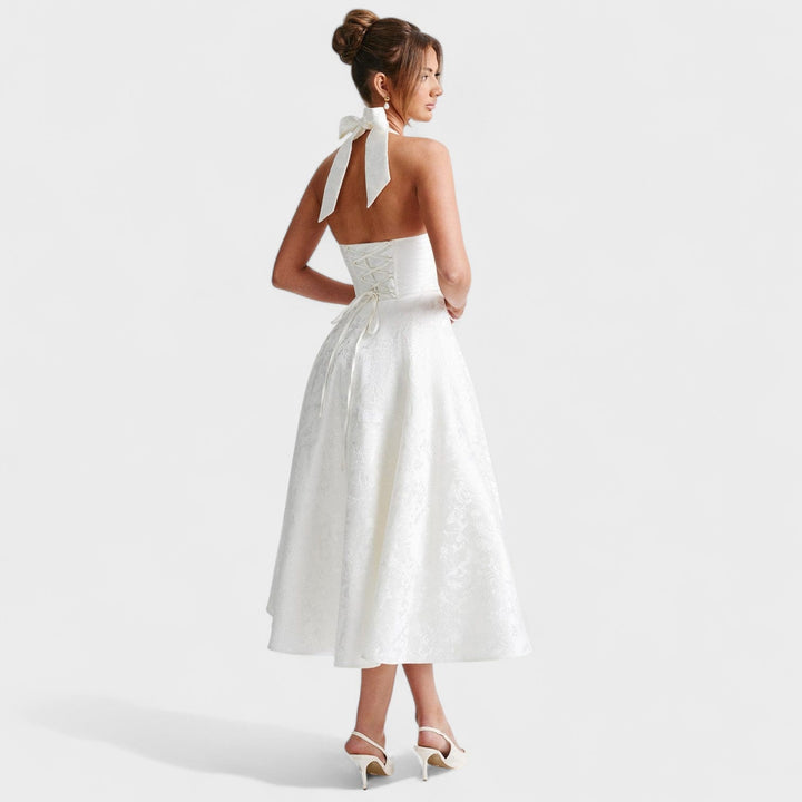 Effie – Vestido Midi Texturizado con Escote Halter que resalta tu feminidad