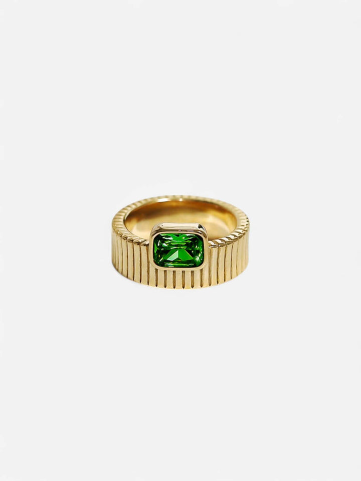 NOVA STATEMENT | ANILLO CON FUERZA INTERIOR Y ESTILO ESCANDINAVO