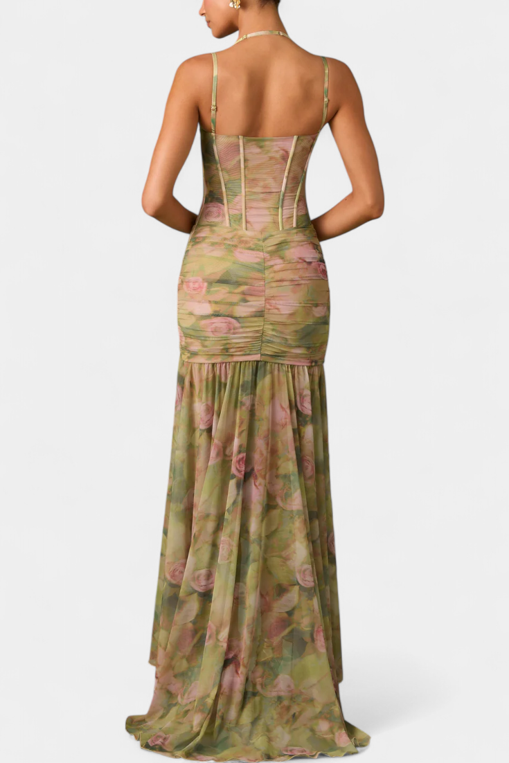 Isamar – Vestido Floral Asimétrico que Realza tu Feminidad