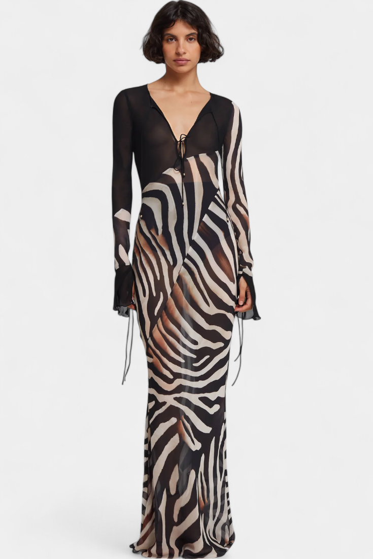 Taisia – Vestido Largo Estampado Animal que Resalta Tu Audacia