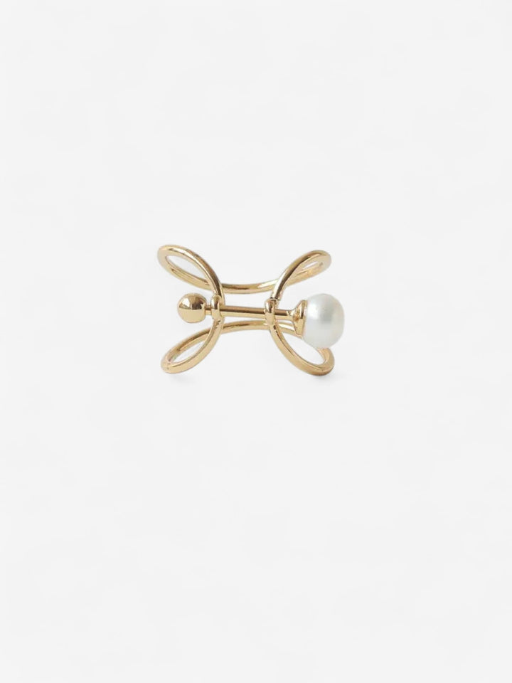 NEEDLE PEARL | ANILLO CON PERLA Y BRILLO INTERIOR