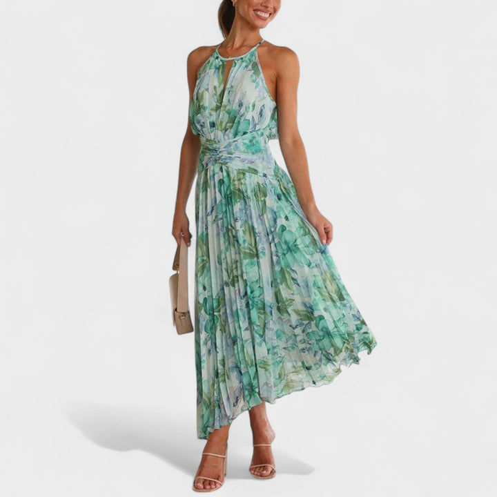 Angel – Vestido Maxi Plisado con Flores y Escote Halter que Realza Tu Frescura
