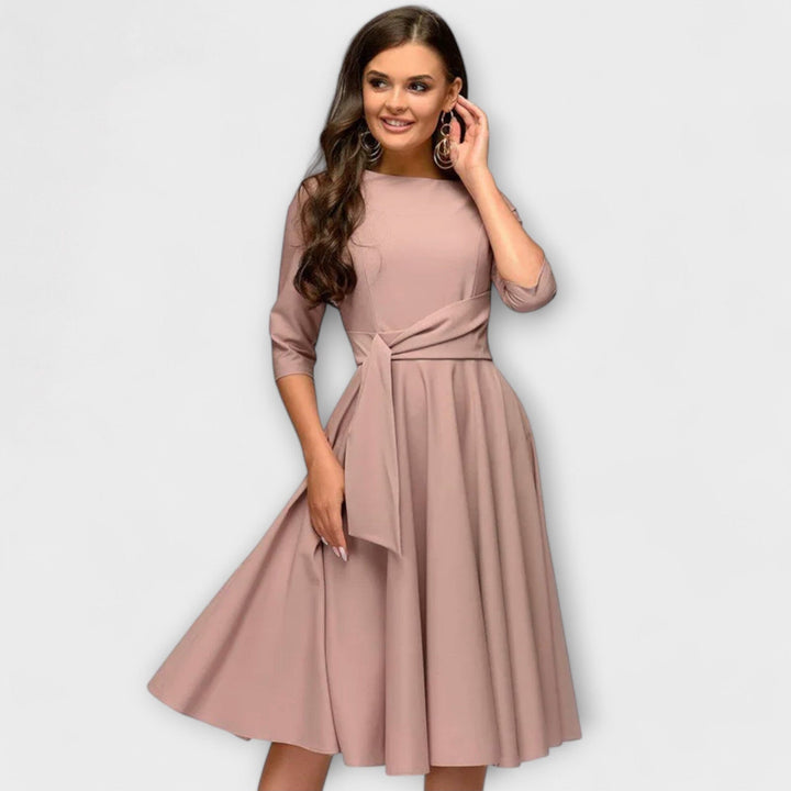 Valentina – Vestido Estilo Swing Elegante que Realza Tu Silueta